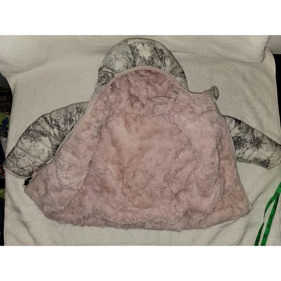 The North Face Reversible Puffer Jacket, 12m-18m (up to 2t-3t) - Picture 4 of 8